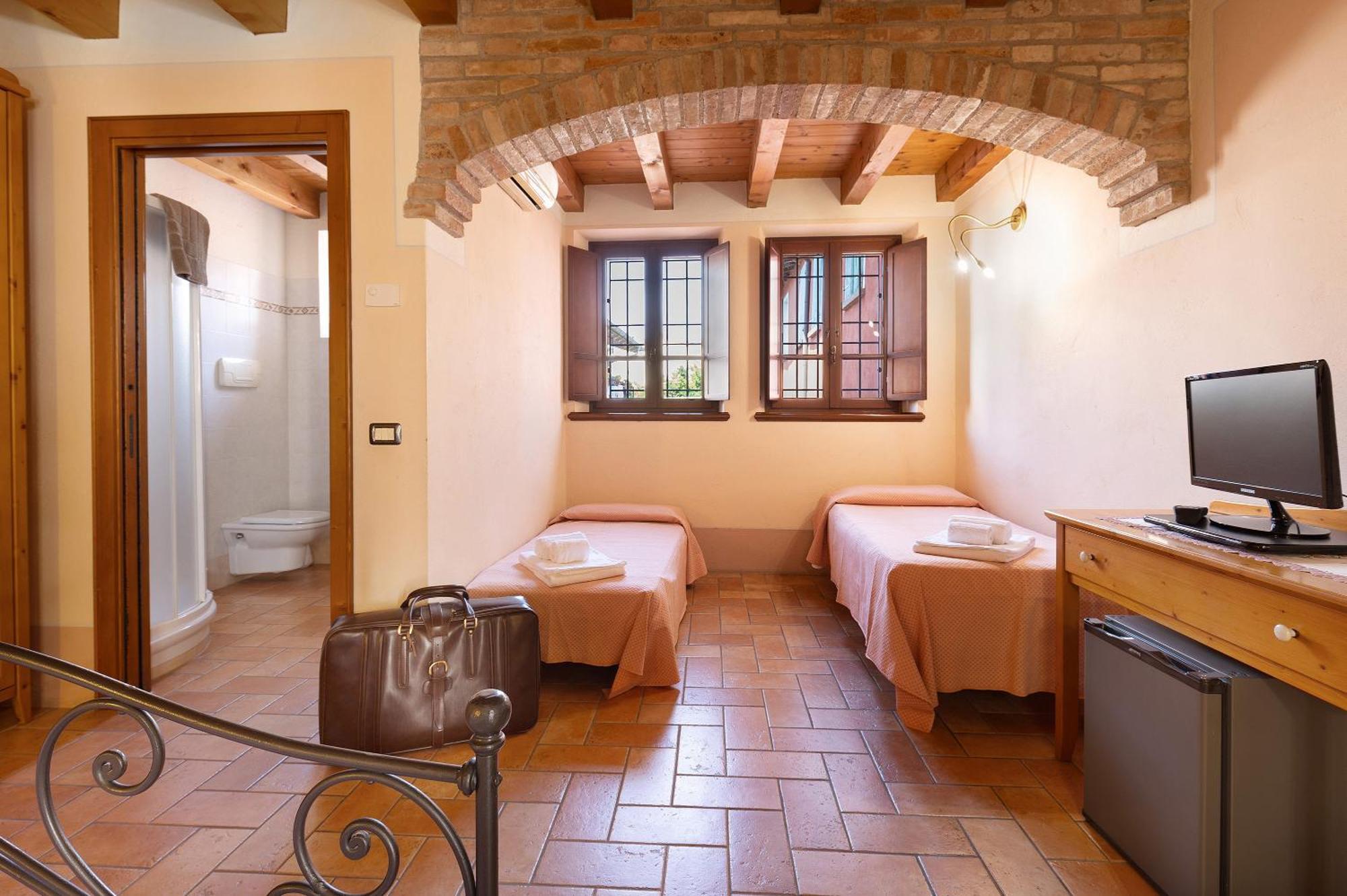 New Agriturismo Corte Olfino Monzambano Exterior foto