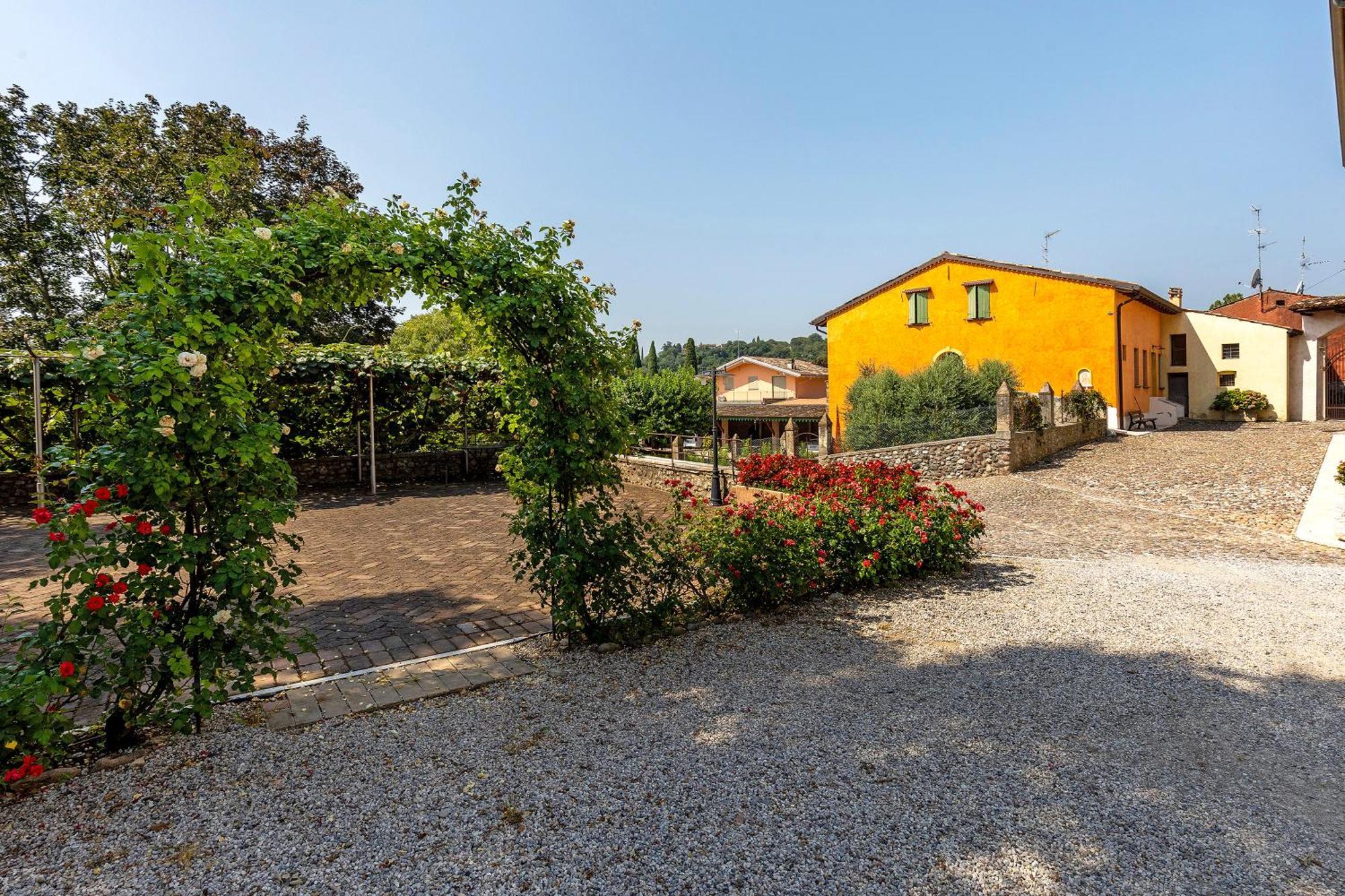 New Agriturismo Corte Olfino Monzambano Exterior foto
